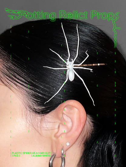 Weiße Albino Plastik Spinne als Haarspange | Bobby Pin  | Realistische Hauswinkelspinne | 1 Stk